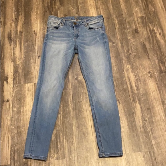 Kut from the Kloth Denim - Kut from the kloth size 10 light wash skinny jeans